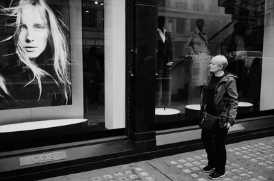 London, 2 of 58